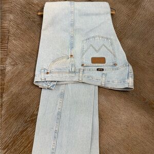 Wranglers white washed jeans. Size 38x38